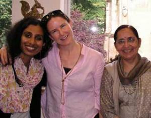 Dr Sangeetha Menon, Anuradha Dooney, and Prof. Shashiprabha Kumar at OCHS